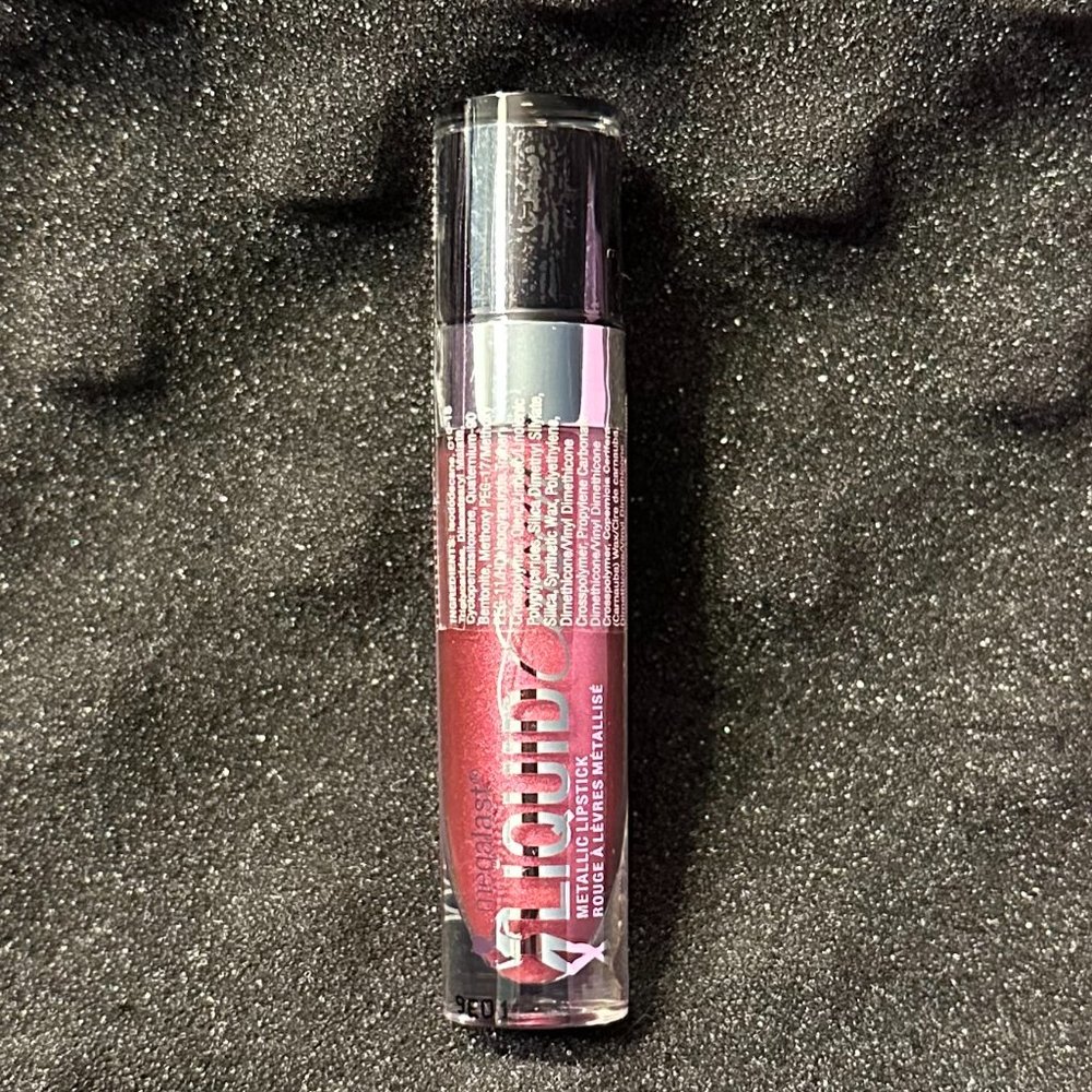 Wet n Wild Megalast Liquid Catsuit Metallic Lipstick